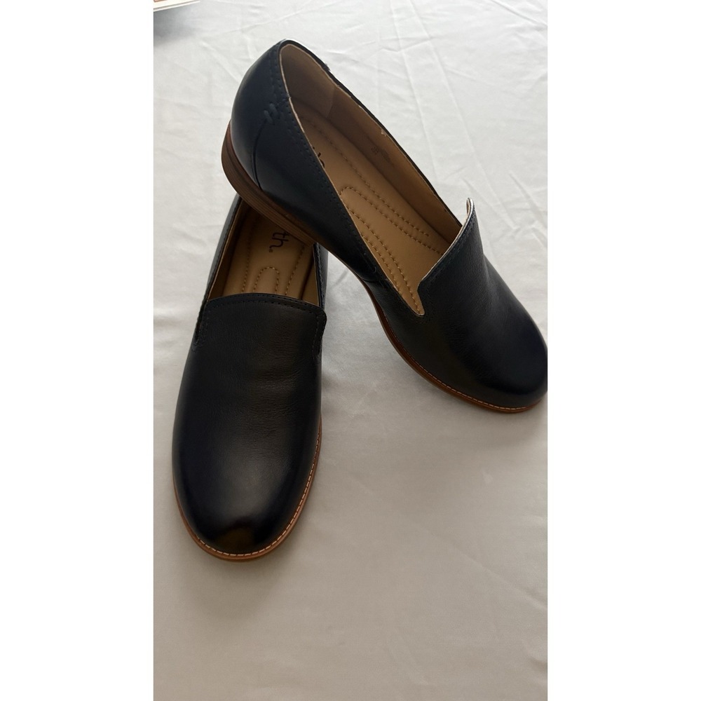 Ladies Earth Edna Leather Loafers In Navy Blue Size 10 New No Box Medium Width